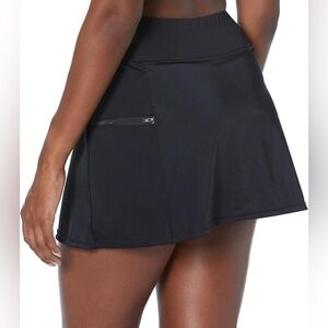 A shore‎ fit Black Athletic Skort with Zipper Pocket
